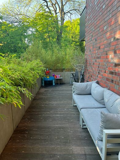 Appartement 4 pièces haut de gamme au Kastanien Hof à Alt-Osdorf – Terrasse 1