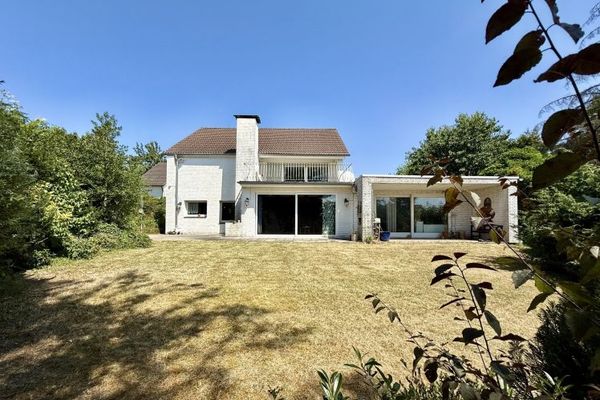 Fröndenberg: Exklusives Einfamilienhaus – Ein Ort, der Geschichte atmet und Zukunft verspricht!