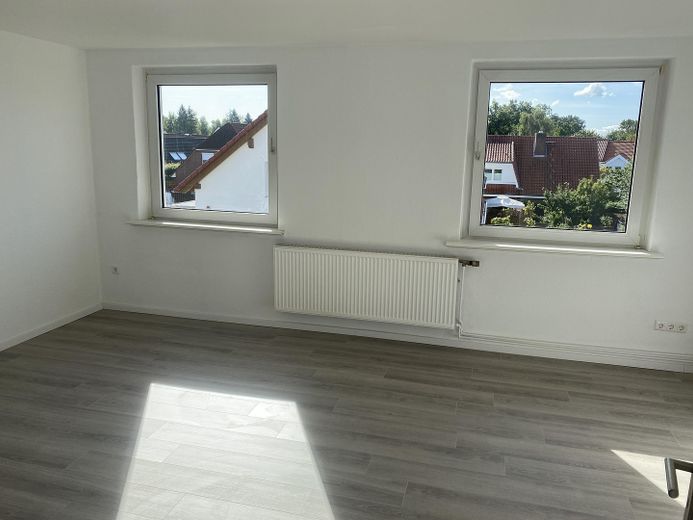 Hannover-Misburg 2 MFH - 11 Wohneinheiten mit insgesamt ca. 660 Wohnfläche – Haus 87 1.OG rechts