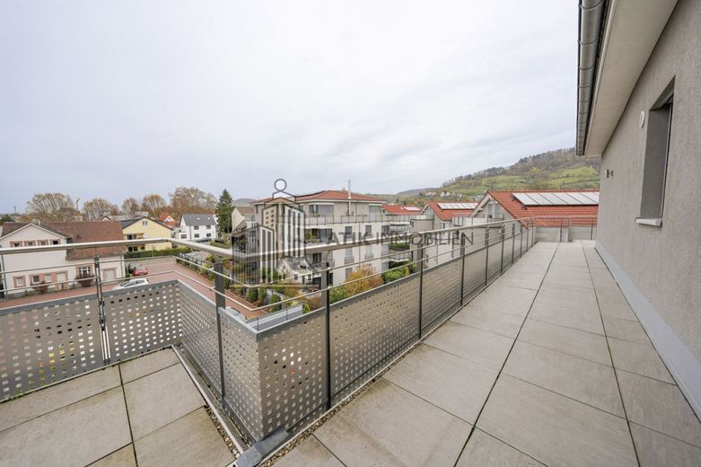 ATIK: Traumhaftes Penthouse - Wohnen mit Panoramablick auf die Starkenburg – Dachterrasse