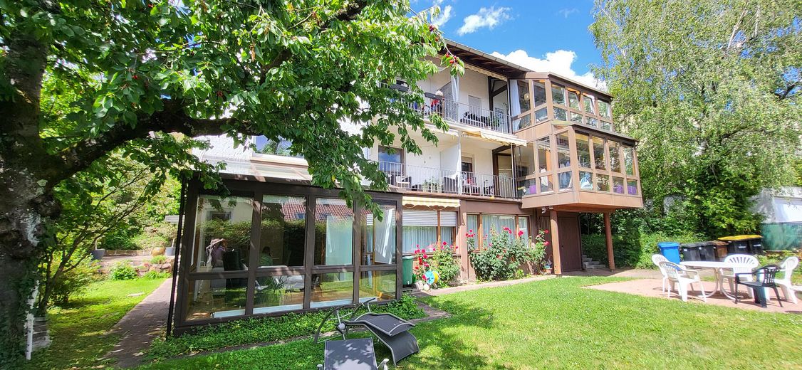 Exclusive 3-room apartment, fitted kitchen, terrace, winter garden + garden, top location Pforzheim Nordstadt – Garten