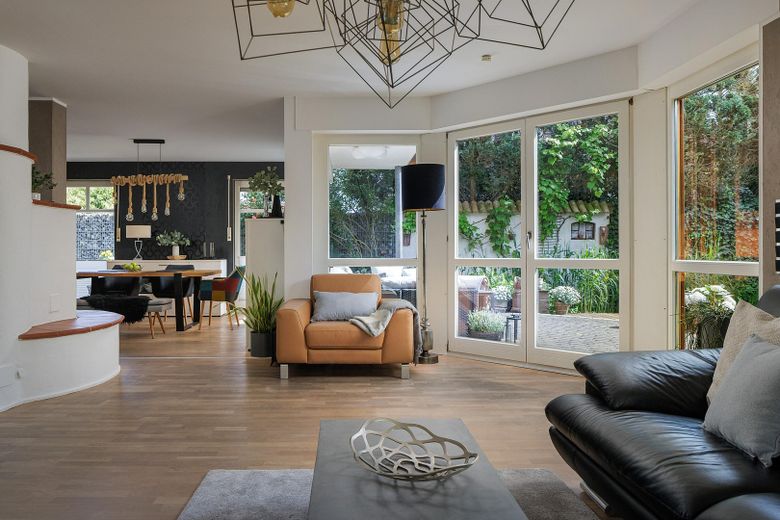 Vivere in esclusiva a Gütersloh-Kattenstroth - vendita privata, nessuna commissione aggiuntiva per l'agente immobiliare – Wohnen mit Weitblick