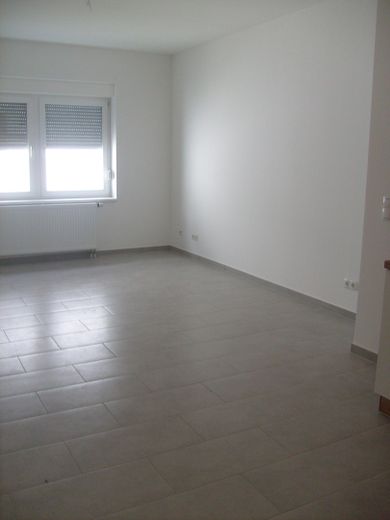 Schöne WG-Zimmer in zentraler Lage, verschiedene Größen – Zimmer Beispiel