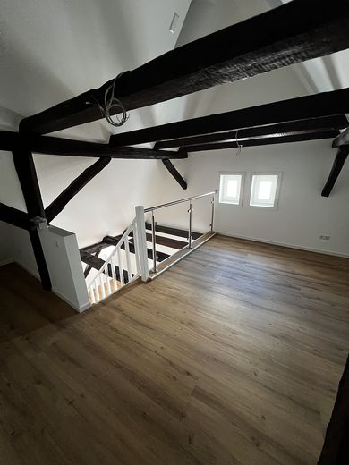 Charmante 3-Zimmer-Wohnung im Denkmalobjekt – 75 m², ab sofort verfügbar – Zdjęcie 3