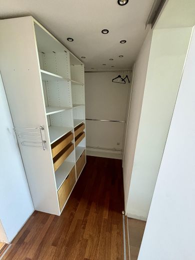 Altbau-Charme pur: 4-Zimmer-Wohnung mit Dielenboden & Stuckdecken – Foto 17