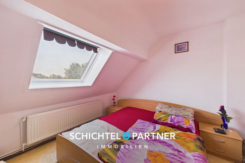 Ohlenhof | Ansprechendes Reihenmittelhaus mit Balkon und Terrasse – S&amp;P | Schlafzimmer