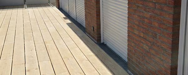 Neuer Terrassenboden