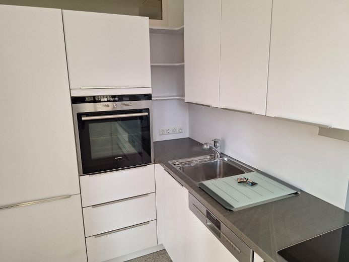 Jasne 3-pokojowe mieszkanie maisonette z ogrodem w spokojnej lokalizacji – Küche