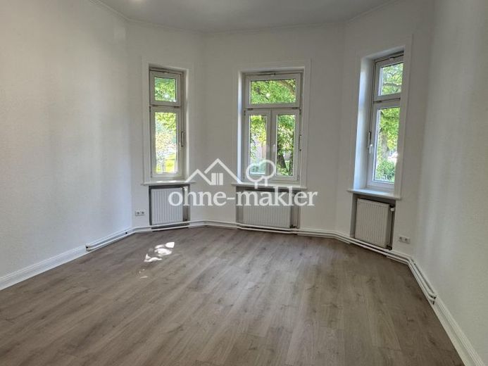 Frisch renovierte vier Zimmer Altbauwohnung – Foto 1