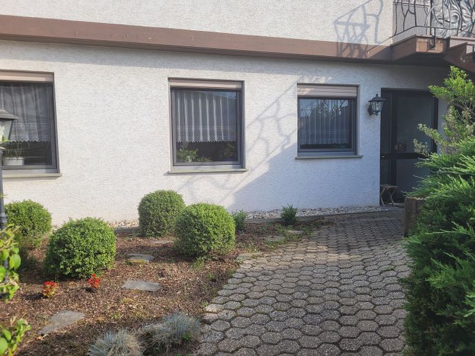 Einliegerwohnung 65 qm Kasel bei TR zu vermieten – Foto 1