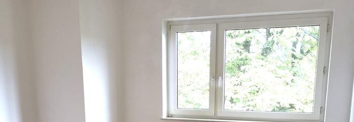 Uninähe, 2 Zimmer, Wohnküche, Einbauküche, begehbarer Kleiderschrank,Gartennutzung, Fernblick...... – Schlafraum