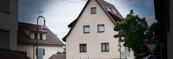Wohn-/Geschäftshaus