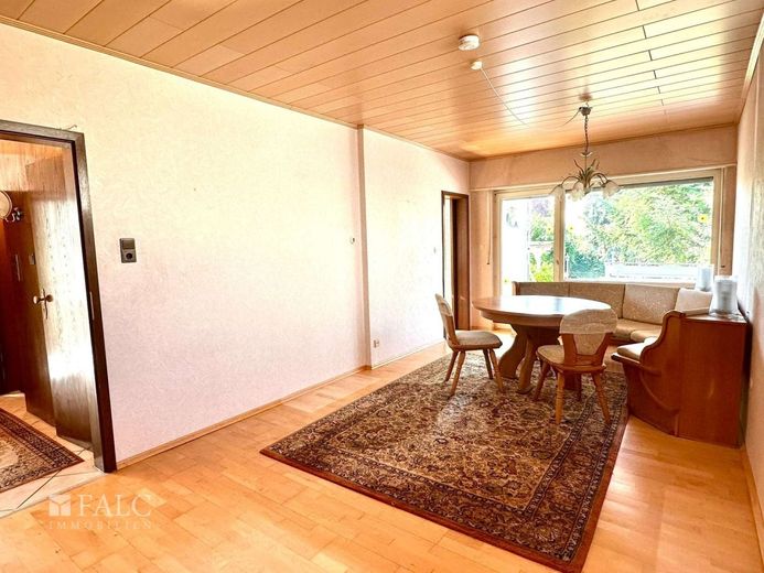Glücksmoment: Herzliches Familienhaus mit Garten! – Wohnzimmer