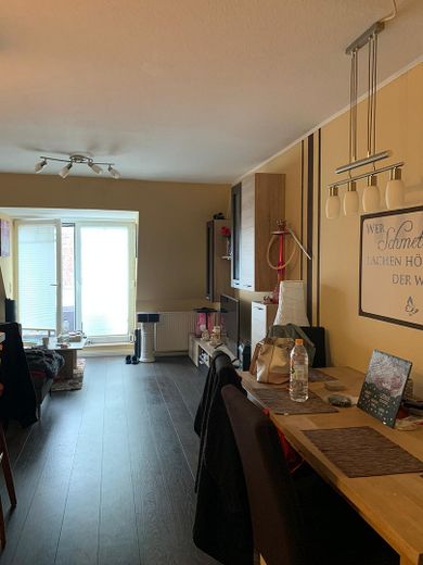 Wohnzimmer (vor Renovierung)