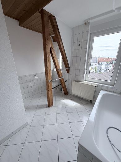 Charmante 2-Zimmer-Wohnung im beliebten Stadtteil St. Johannis – Bad
