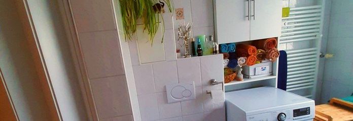 Badezimmer mit Abstellecke
