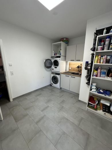 Modernes Einfamilienhaus mit Smart Home & hochwertiger Ausstattung in ruhiger Lage bei Linz am Rhein – Waschküche