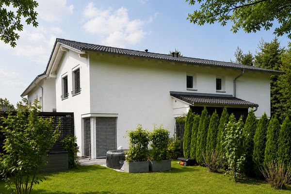 Neuwertiges Einfamilienhaus | 210 m² Wohn & Nutzfläche | 752 m² Grundstück | Keller | provisionsfrei