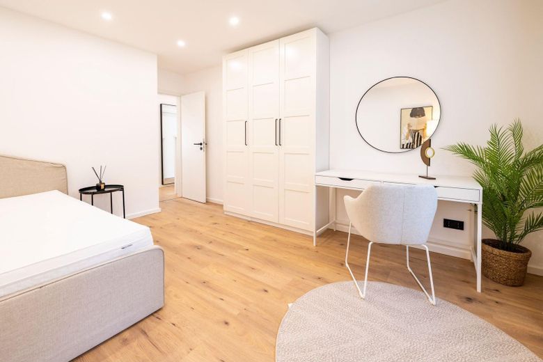 Furnished 5-room shared apartment in Munich with spacious rooms and modern features – Foto 8