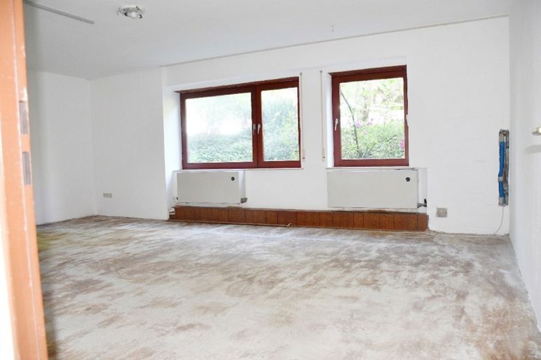 Viel Platz für das Leben - freistehendes Einfamilienhaus mit Einliegerwohnung in Waldrandnähe von Darmstadt-Eberstadt – Arbeiten/Gast Untergeschoss