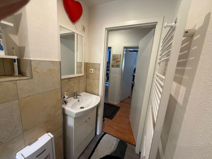 Apartamento ideal para solteros cerca del hospital, con jardín propio – Bad
