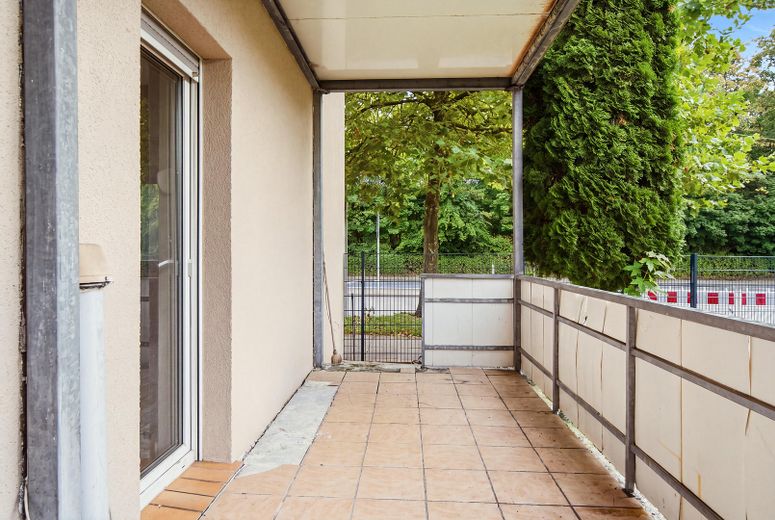 Atractiva inversión de capital con 6 unidades, balcones y potencial de desarrollo – Foto 19