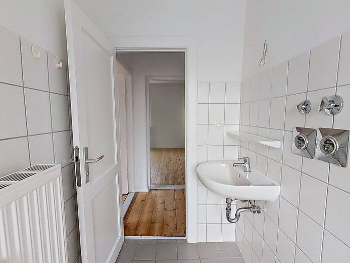 Gemütliche 3-Zimmer-Wohnung in fußläufiger Altstadtnähe – Ansicht II: Bad