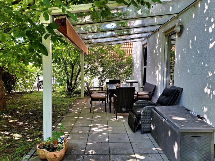Sakin bir konumda müstakil ev – Terrasse