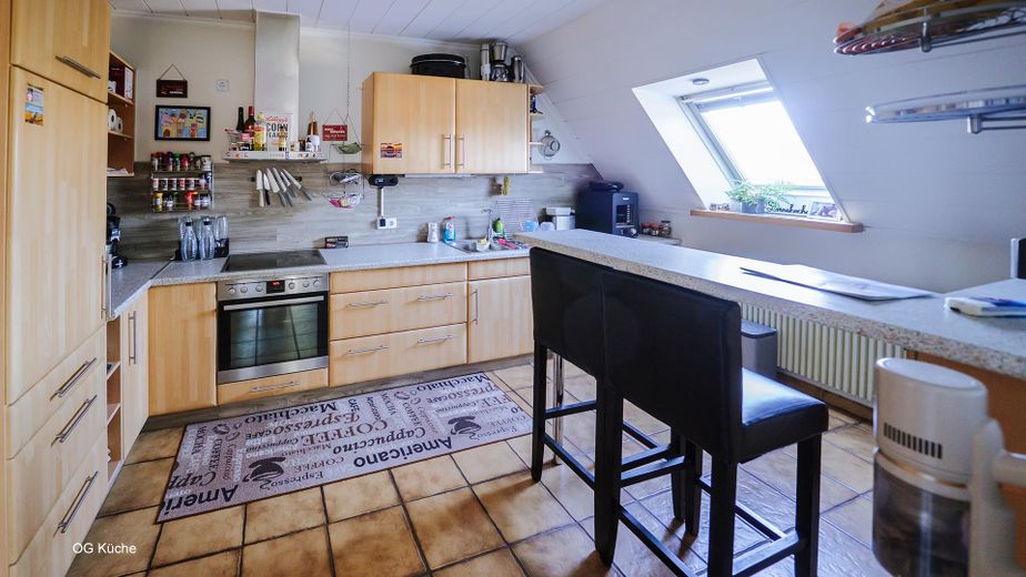 Casa unifamiliar bien cuidada con apartamento independiente, 165 m², parcela de 900 m² – Foto 11