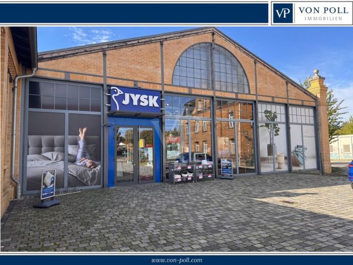 Vermieteter denkmalgeschützter Straßenbahnhof zur gewerblichen Nutzung – Foto 1