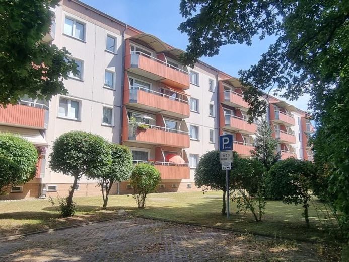 Ihre besondere Wohlfühloase in Küstennähe - Parkplatz am Haus – Foto 1