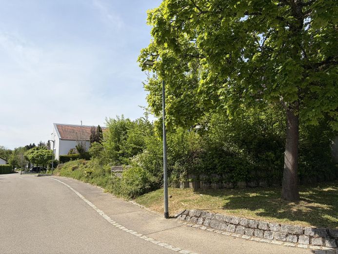 Attraktives Eckgrundstück in begehrter Wohnlage von Hohengehren – 420 m² – Eckgrundstück