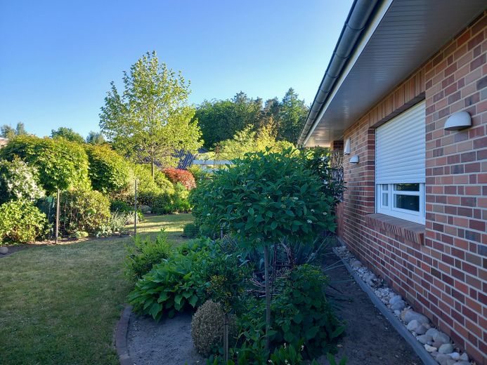 Schöner Winkelbungalow sucht neue Eigentümer – Foto 4