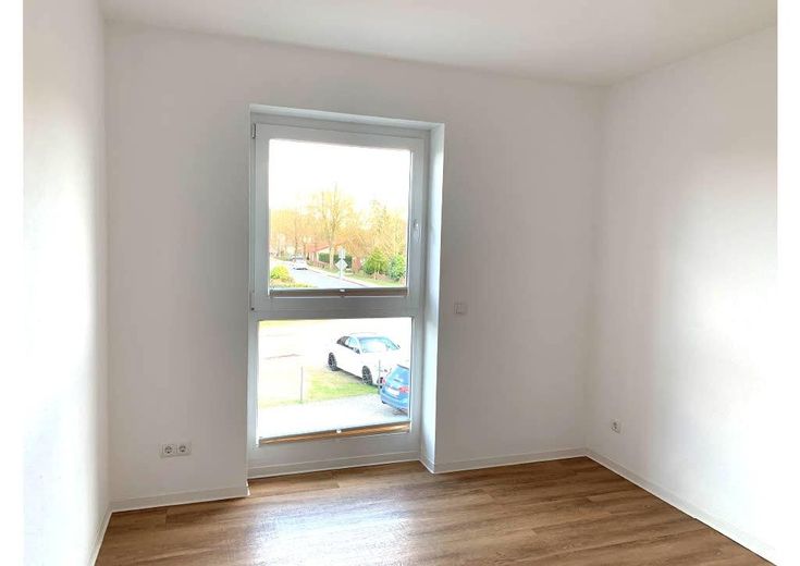 Jasne, w dużej mierze bezbarierowe mieszkanie własnościowe z balkonem i windą – Arbeits-/Gäste-/Kinderzimmer