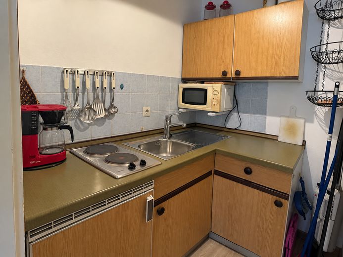 Compacta residencia en Allgäu con terraza orientada al sur y vistas a las montañas – Küche