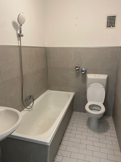 Schöne 2-Zimmer-Wohnung mit großem Balkon in ruhiger Wohnlage von Hockenheim – Foto 8