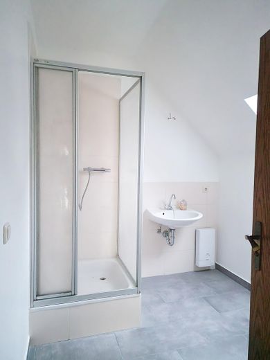 Diesdorf - Dreamy 4-room house with garage and garden available for rent immediately – Photo 9