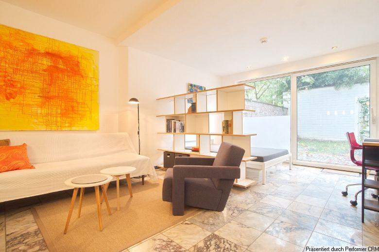 Charmante und sehr komfortable Wohnung mit eigenem Eingang und Gartenterrasse, Nähe Medienhafen – b9ee352bec3a44b0e9be039b25b93818c6ae525d.jpg