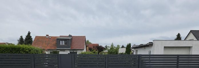 Sunny semi-detached house with a large plot