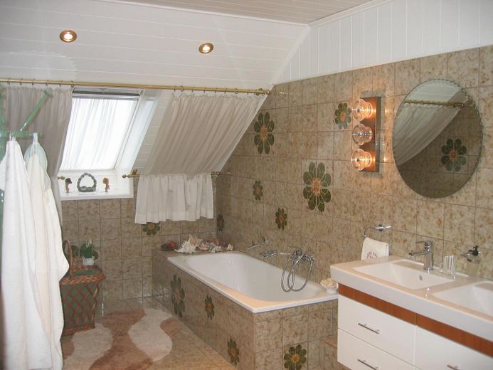 Reihenmittelhaus Barsbüttel-Willinghusen – Badezimmer