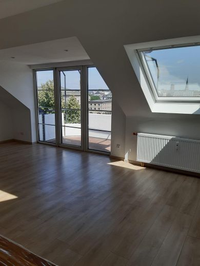 Stilvolle Maisonette mit Flair – direkt am Schloss Broich – Wohnzimmer