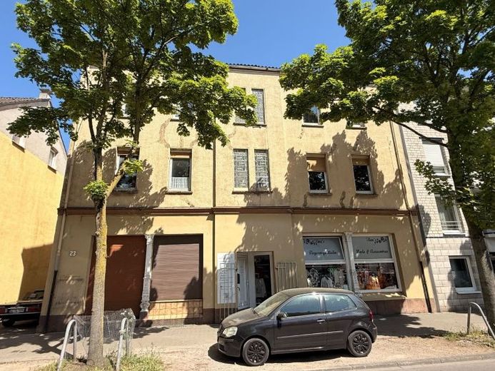 Gelsenkirchen-Resse में आवासीय और वाणिज्यिक परिसर – 5 आवासीय इकाइयाँ, 2 प्रैक्टिस, भंडारण हॉल! – फोटो 1