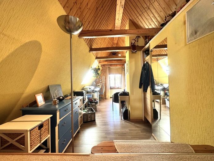 Im Herzen von Rotenburg: vielseitig nutzbares Anwesen,  geeignet als Gewerbe und Wohnraum – Haupthaus OG Schlafzimmer 2