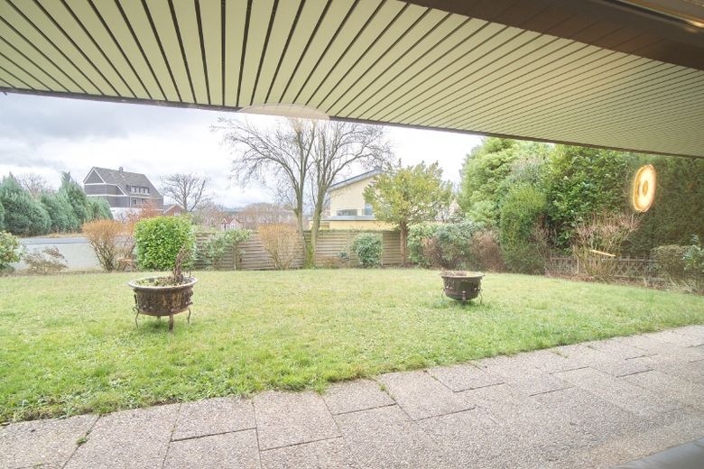 Attraktiv möblierte Wohnung mit eigenem Eingang und W-Lan in Top-Wohnlage, gute Parkmöglichkeiten – 0d4ce161a4255b8940b8a171917790332db05247.jpg