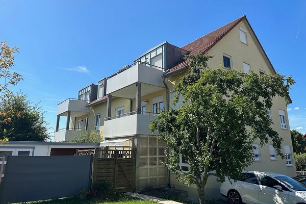 Atrakcyjne mieszkanie 2-pokojowe z balkonem i miejscem parkingowym w garażu podziemnym w Bildechingen