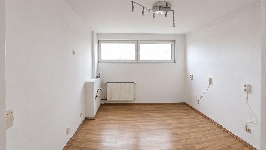 Über den Dächern Offenbachs: Großzügige 3-Zimmer-Wohnung mit zwei Balkonen – provisionsfrei – Küche