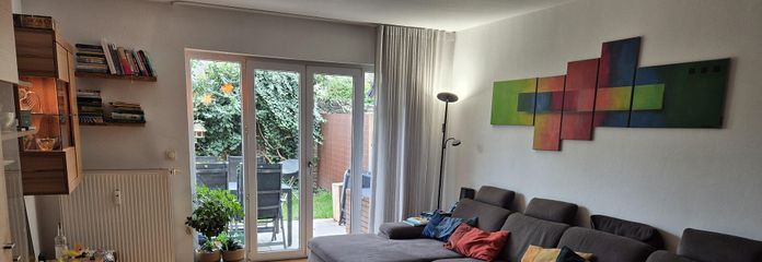 Attraktive 4-Zimmer Wohnung mit Garten und Terrasse in Radebeul – Wohnzimmer