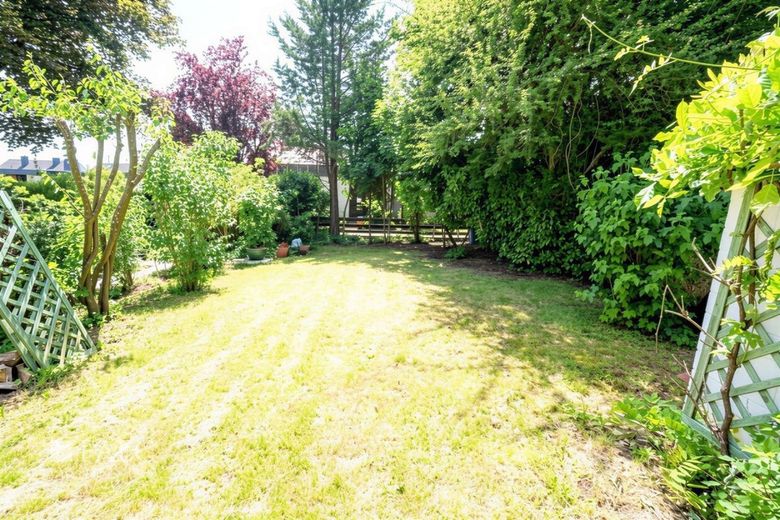 Das Traumhaus für die Familie! – Garten