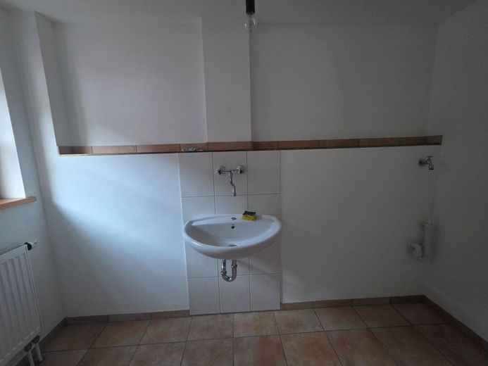 Reihenhaus-Perle nahe Chiemsee &amp; Kampenwand – Wasch- Trockenraum UG