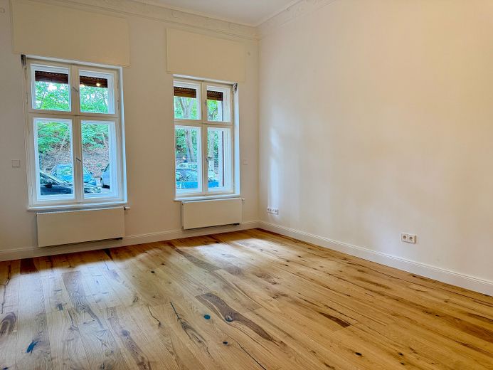 Erstbezug nach Sanierung | familiengerechte Altbauwohnung mit Terrasse in Bestlage | provisionsfrei – Zimmer 3